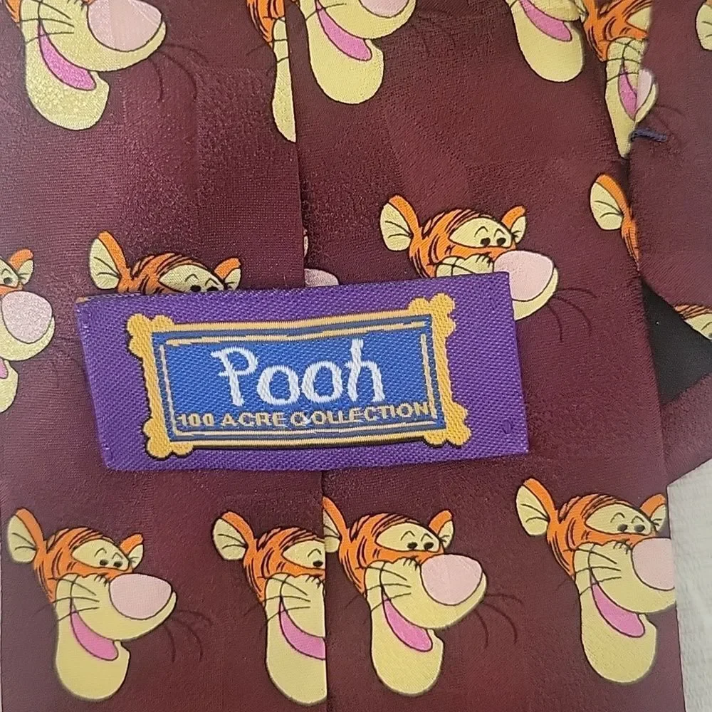 DISNEY Tigger Tie Winnie The Pooh 100% Silk Classic‎ Fit Burgundy Retro 90s